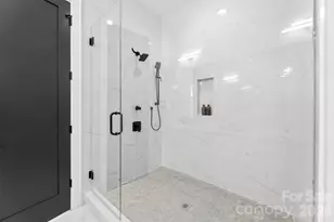 2021 South St, Charlotte, NC 28208 - Photo 27