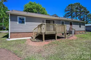 2209 Waverly Dr, Monroe, NC 28112 - Photo 5