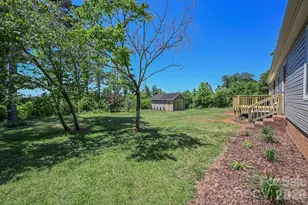 2209 Waverly Dr, Monroe, NC 28112 - Photo 9