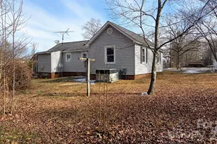 833 Dennis St, Troy, NC 27371 - Photo 7