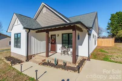 1325 E Cannon Avenue, Albemarle, NC 28001 - Photo 1