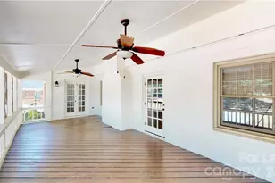 6810 Rosemary Ln, Charlotte, NC 28210 - Photo 29