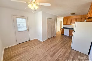 151 24th St NW, Hickory, NC 28601 - Photo 29