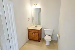 151 24th St NW, Hickory, NC 28601 - Photo 9