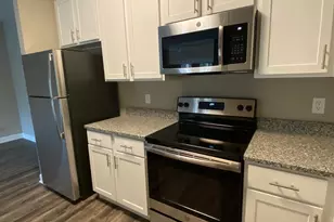 90 Riverside Dr, Hickory, NC 28601 - Photo 13