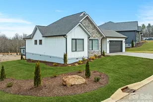 304 Avery Trl Dr, Arden, NC 28704 - Photo 1