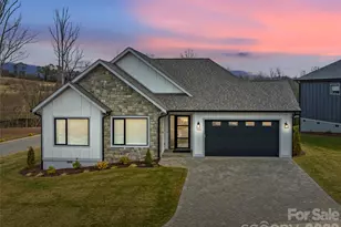 304 Avery Trl Dr, Arden, NC 28704 - Photo 1