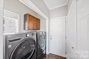 4963 Old River Dr, Hickory, NC 28602 - Photo 17