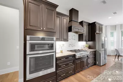 14920 High Bluff Court, Charlotte, NC 28278 - Photo 11