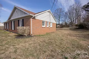2220 Gaines Ave, Gastonia, NC 28054 - Photo 45