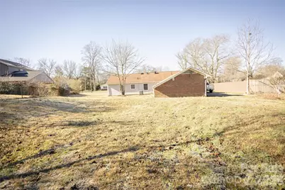 2220 Gaines Avenue, Gastonia, NC 28054 - Photo 41
