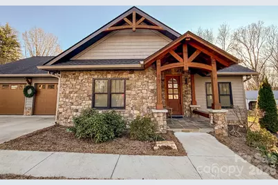 85 20th Avenue NW, Hickory, NC 28601 - Photo 3