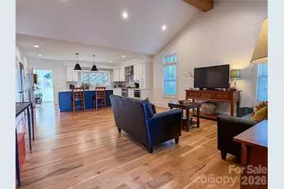 85 20th Avenue NW, Hickory, NC 28601 - Photo 5