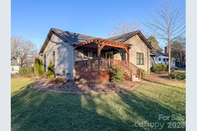 85 20th Avenue NW, Hickory, NC 28601 - Photo 43