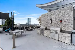 333 W Trade St, Charlotte, NC 28202 - Photo 17