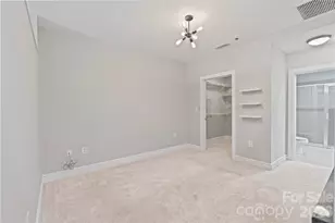 333 W Trade St, Charlotte, NC 28202 - Photo 7