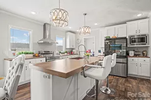 1796 Pilot Mountain Rd, Hendersonville, NC 28792 - Photo 15