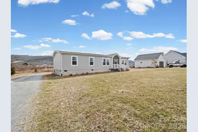 1796 Pilot Mountain Road, Hendersonville, NC 28792 - Photo 3