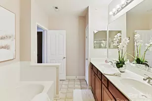 9145 McDowell Creek Ct, Cornelius, NC 28031 - Photo 17