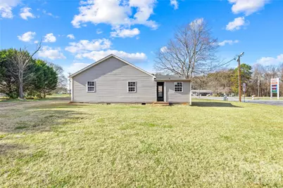 2195 Charlotte Highway, Mooresville, NC 28115 - Photo 15