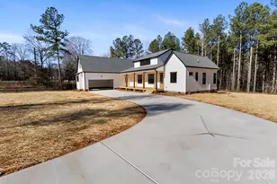 1359 Glasscock Rd, Rock Hill, SC 29730 - Photo 1