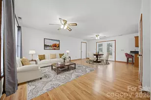 1118 St Michaels Dr SE, Conover, NC 28613 - Photo 5