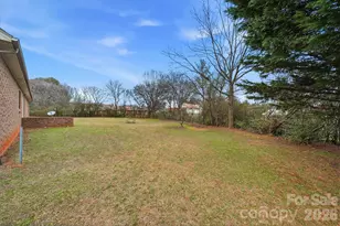 1118 St Michaels Dr SE, Conover, NC 28613 - Photo 29