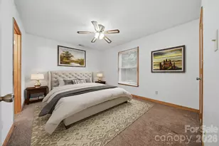 1118 St Michaels Dr SE, Conover, NC 28613 - Photo 15