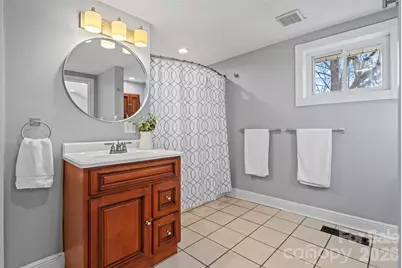 32 Youngs Cove Road, Candler, NC 28715 - Photo 17