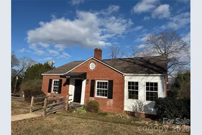 1474 12th Street Drive NW, Hickory, NC 28601 - Photo 3