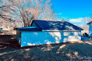 506 E Washington Ave, Bessemer City, NC 28016 - Photo 11