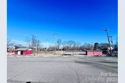 506 E Washington Avenue, Bessemer City, NC 28016 - Photo 15