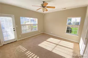 10637 Trolley Run Dr, Cornelius, NC 28031 - Photo 5