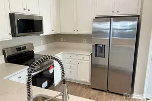 10637 Trolley Run Dr, Cornelius, NC 28031 - Photo 3