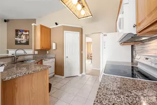 3327 Covelo Ct, Charlotte, NC 28262 - Photo 13