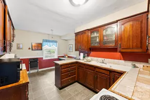 1001 Crestmere St, Charlotte, NC 28208 - Photo 17