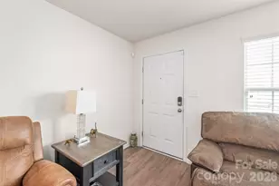 8920 Red Clay Ln, Charlotte, NC 28269 - Photo 3