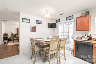 8920 Red Clay Ln, Charlotte, NC 28269 - Photo 13