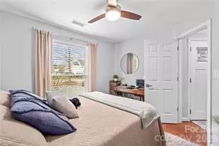 18789 Vineyard Point Ln, Cornelius, NC 28031 - Photo 13