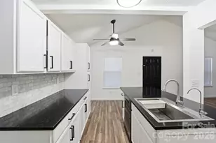 1513 Dendy Ln, Pineville, NC 28134 - Photo 7