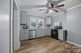 713 2nd St Pl SW, Conover, NC 28613 - Photo 9