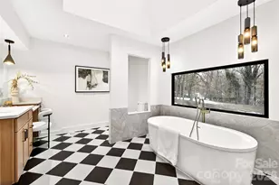 2011 E Barden Rd, Charlotte, NC 28226 - Photo 11