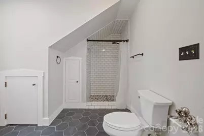 1223 Creekside Drive, Conover, NC 28613 - Photo 31