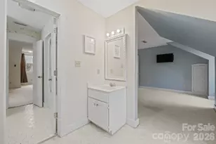 1223 Creek Side Dr, Conover, NC 28613 - Photo 43