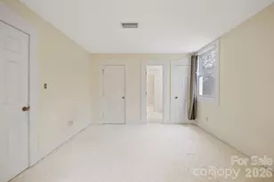 1223 Creek Side Dr, Conover, NC 28613 - Photo 33