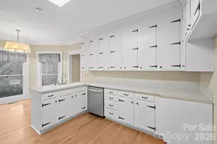 1223 Creek Side Dr, Conover, NC 28613 - Photo 9