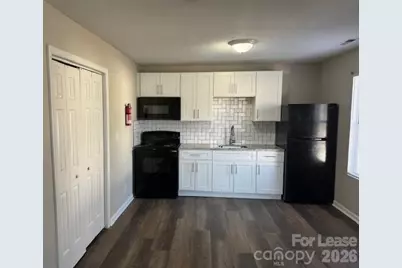 304 Hoskins Mill Lane #B, Charlotte, NC 28208 - Photo 7