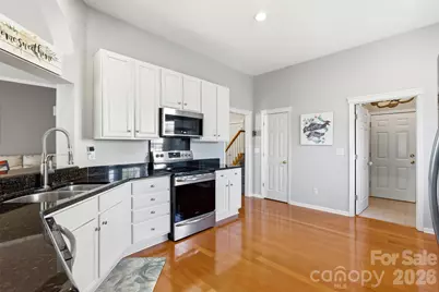 3043 Windsor Meadow Lane, Matthews, NC 28105 - Photo 9