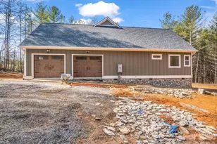 1057 Hawksbill Dr, Morganton, NC 28655 - Photo 5