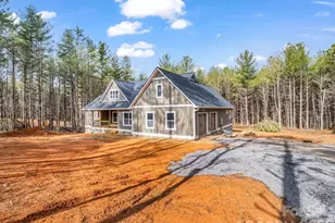 1057 Hawksbill Dr, Morganton, NC 28655 - Photo 3